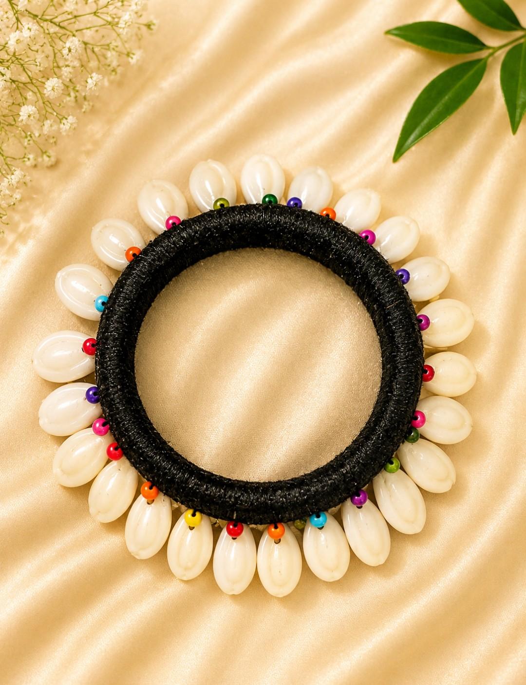 handmade cowrie shell jwellery set handmade cowrie shell jwellery set